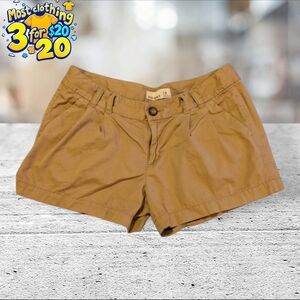 Old navy beige cotton shorts size 8